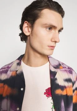 YOURTURN Prix Bradés UNISEX - T-shirt imprimé t shirt Col rond all 14 YOURTURN Prix Bradés UNISEX - T-shirt imprimé t shirt Col rond all -YOURTURN Soldes 03eb088772b442e791812f8a99b27752