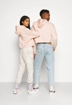 YOURTURN UNISEX - Sweatshirt Prix Exclusifs pullover Capuche all -YOURTURN Soldes 0d4a52becfe54cc587d8474aa2b05a9f