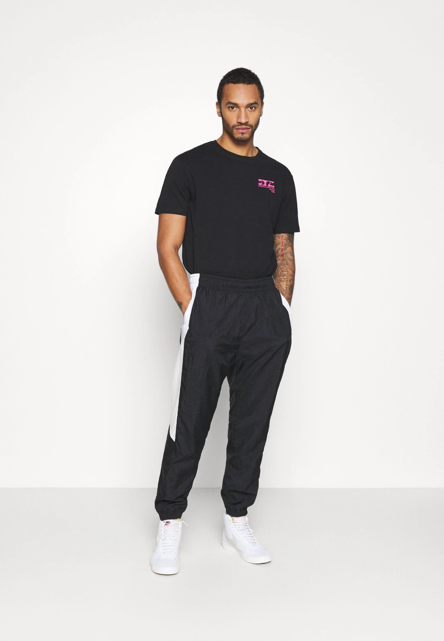 YOURTURN Prix Imbattable UNISEX - T-shirt imprimé t shirt Col rond all 4 YOURTURN Prix Imbattable UNISEX - T-shirt imprimé t shirt Col rond all – Image 2