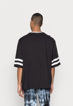 YOURTURN Soldes En Ligne BIG OLD SCHOOL - T-shirt imprimé t shirt Col rond all 9 YOURTURN Soldes En Ligne BIG OLD SCHOOL - T-shirt imprimé t shirt Col rond all -YOURTURN Soldes 2379e027363a4df3955b430fb39020d1