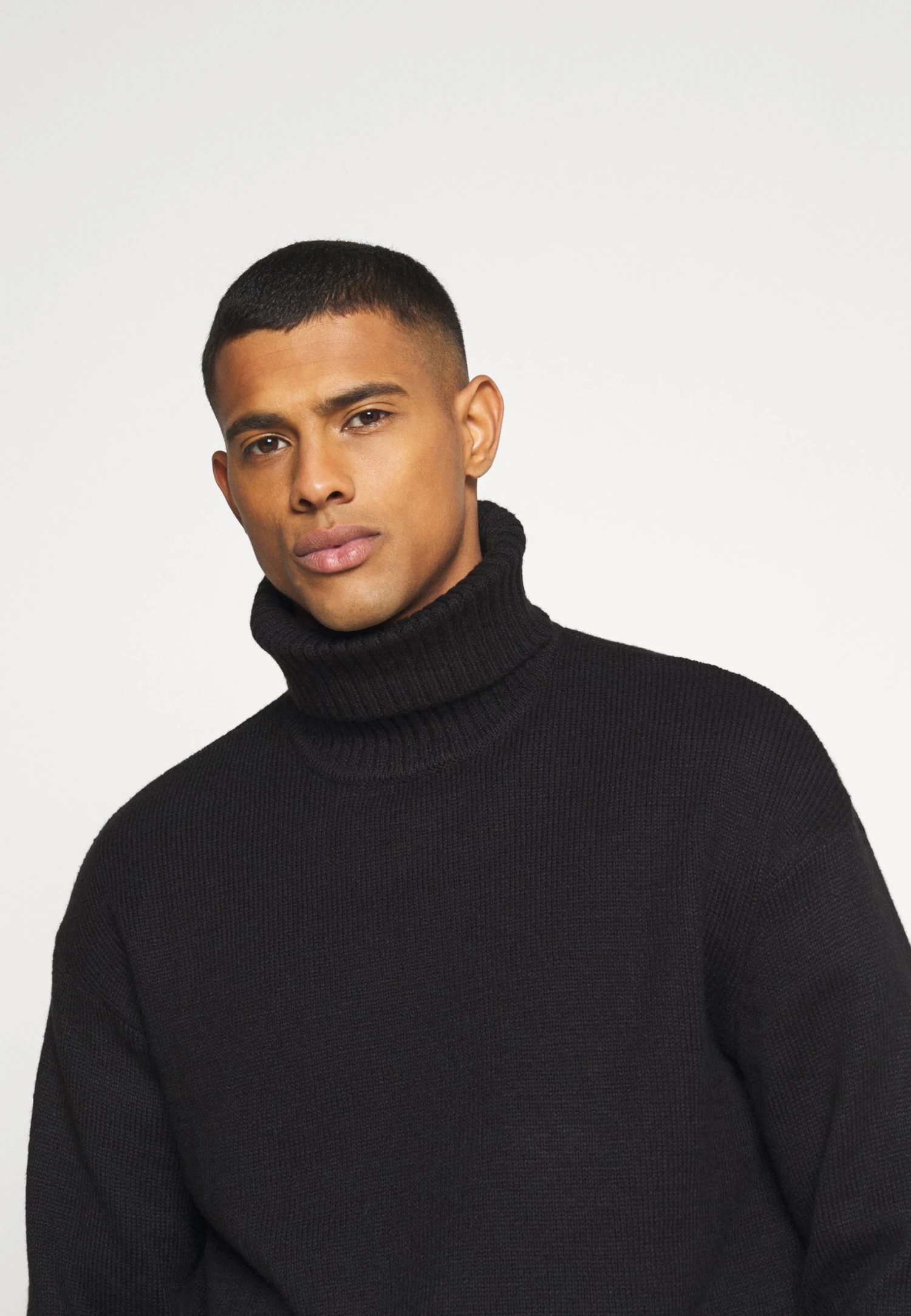 Prix Cassé YOURTURN UNISEX - Pullover all 6 Prix Cassé YOURTURN UNISEX - Pullover all – Image 4