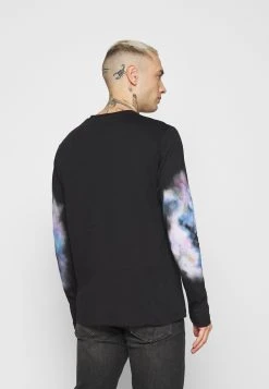 YOURTURN Prix d’Amis UNISEX - T-shirt à manches longues t shirt Col rond all -YOURTURN Soldes 3f4b84d543da46d8b85b4fa45654f7af