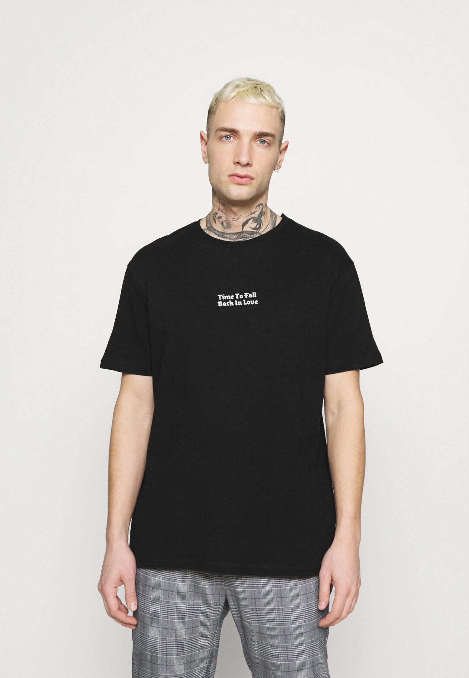 YOURTURN Prix Malin ROSE AND BARBED WIRE UNISEX - T-shirt imprimé t shirt Col rond all 3 YOURTURN Prix Malin ROSE AND BARBED WIRE UNISEX - T-shirt imprimé t shirt Col rond all