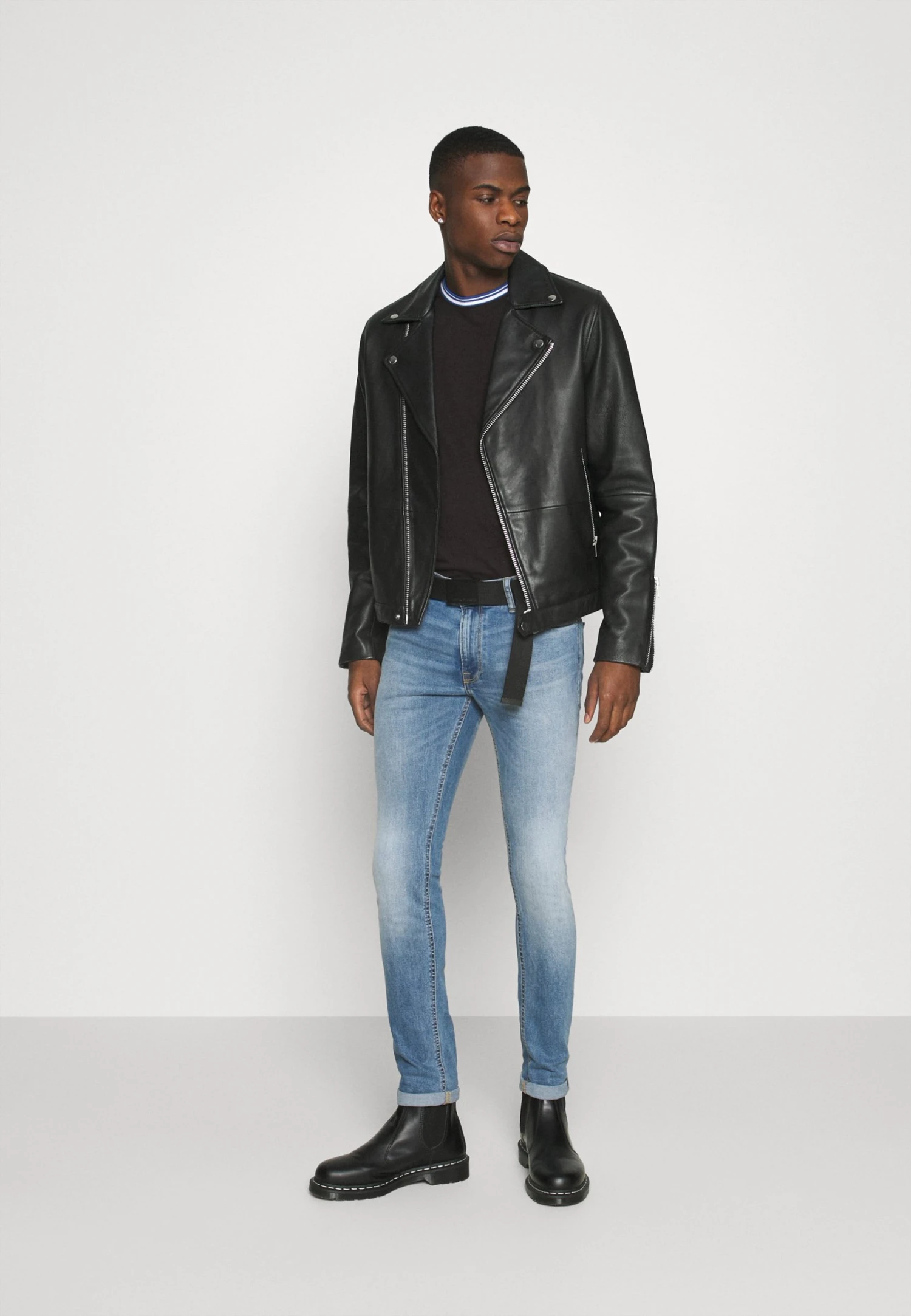 YOURTURN Prix Acceptable UNISEX - Débardeur t shirt Col rond all 4 YOURTURN Prix Acceptable UNISEX - Débardeur t shirt Col rond all – Image 2