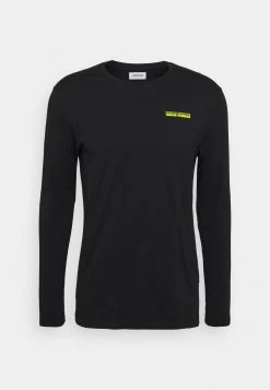 YOURTURN UNISEX - T-shirt à manches longues Réduction t shirt Col rond all -YOURTURN Soldes 4fbc6a2ad52640f4a98f97be92af666a 1