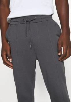 YOURTURN Prix Bradés Loose Fit UNISEX - Pantalon de survêtement trouser Normale all 11 YOURTURN Prix Bradés Loose Fit UNISEX - Pantalon de survêtement trouser Normale all -YOURTURN Soldes 5a387e51873f4c33b471b42d135e26fe