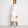 YOURTURN Prix Usine UNISEX SET - Sweat à capuche combination clothing Capuche all -YOURTURN Soldes 62580aaca28a429685db789ab31808d9