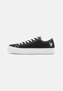 Prix Compétitif YOURTURN DISNEY UNISEX - Baskets basses sneaker Rond all 15 Prix Compétitif YOURTURN DISNEY UNISEX - Baskets basses sneaker Rond all -YOURTURN Soldes 63a4f256c42548acb6b4f8ffed7c9482 1