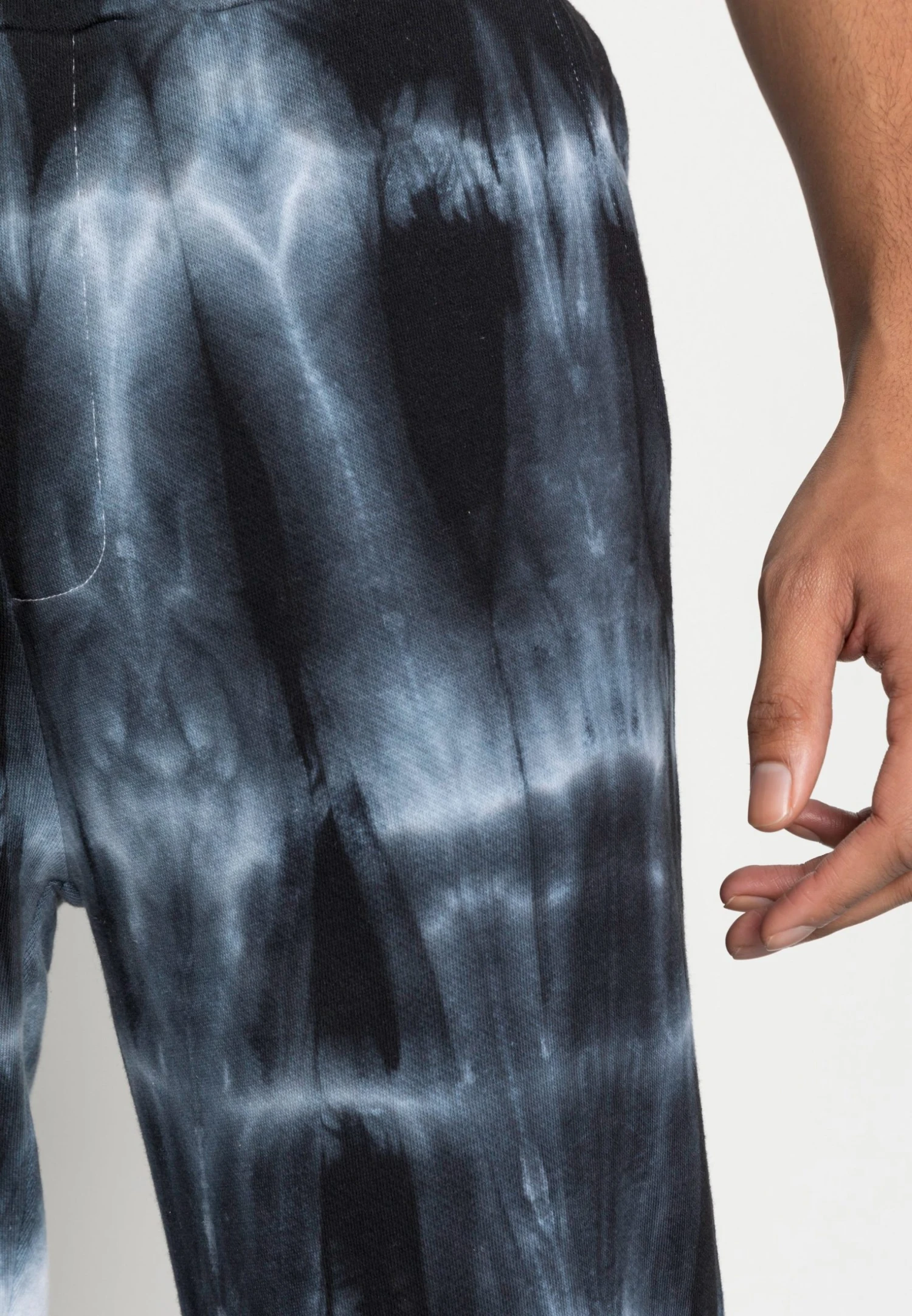 Meilleure qualité YOURTURN MONOCHROME TIE DYE JOGGER UNISEX - Pantalon de survêtement trouser Haute all 7 Meilleure qualité YOURTURN MONOCHROME TIE DYE JOGGER UNISEX - Pantalon de survêtement trouser Haute all – Image 5