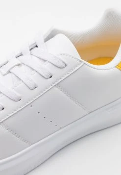 YOURTURN En promotion UNISEX - Baskets basses sneaker Rond all -YOURTURN Soldes 6712566e658a4331874e5ee827cc7ba1