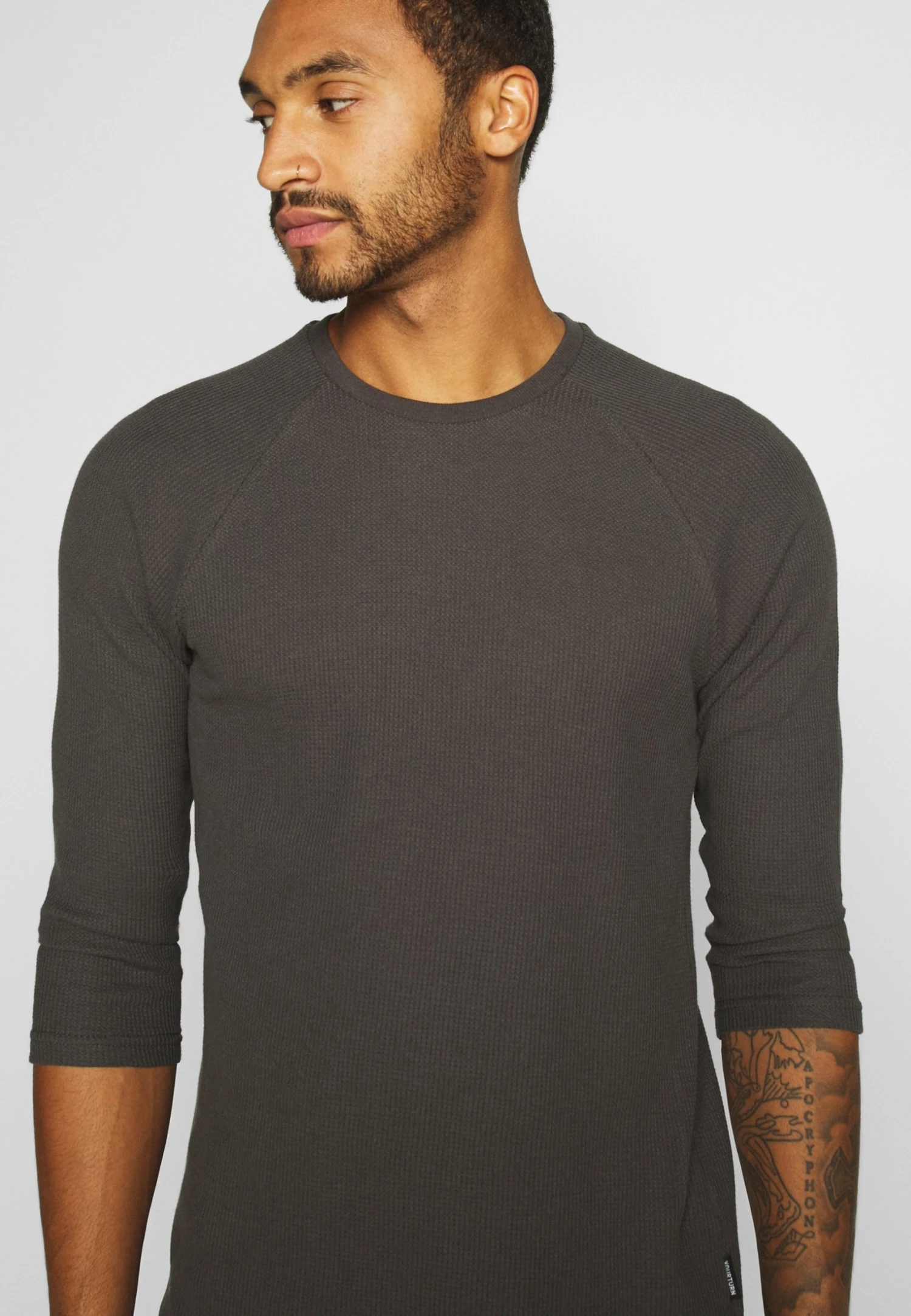 YOURTURN Prix d’Amis UNISEX - T-shirt à manches longues pullover Col rond all 8 YOURTURN Prix d’Amis UNISEX - T-shirt à manches longues pullover Col rond all – Image 6