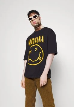 YOURTURN Prix Usine NIRVANA SMILY UNISEX - T-shirt imprimé t shirt Col rond all -YOURTURN Soldes 811c300fc0574e3ca99f942782476c53