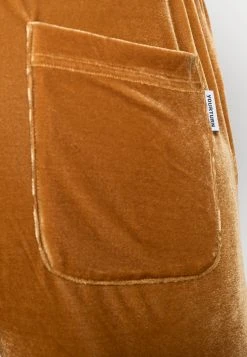 Prix Abordable YOURTURN FESTIVE JOGGER - Pantalon de survêtement trouser Haute all -YOURTURN Soldes 82822bb0a43b4003ac7796c3f130a240