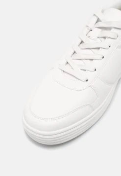 YOURTURN UNISEX - Baskets basses Prix Réduit sneaker Rond all -YOURTURN Soldes 8437e0f80f214300b1e18f765662ea34