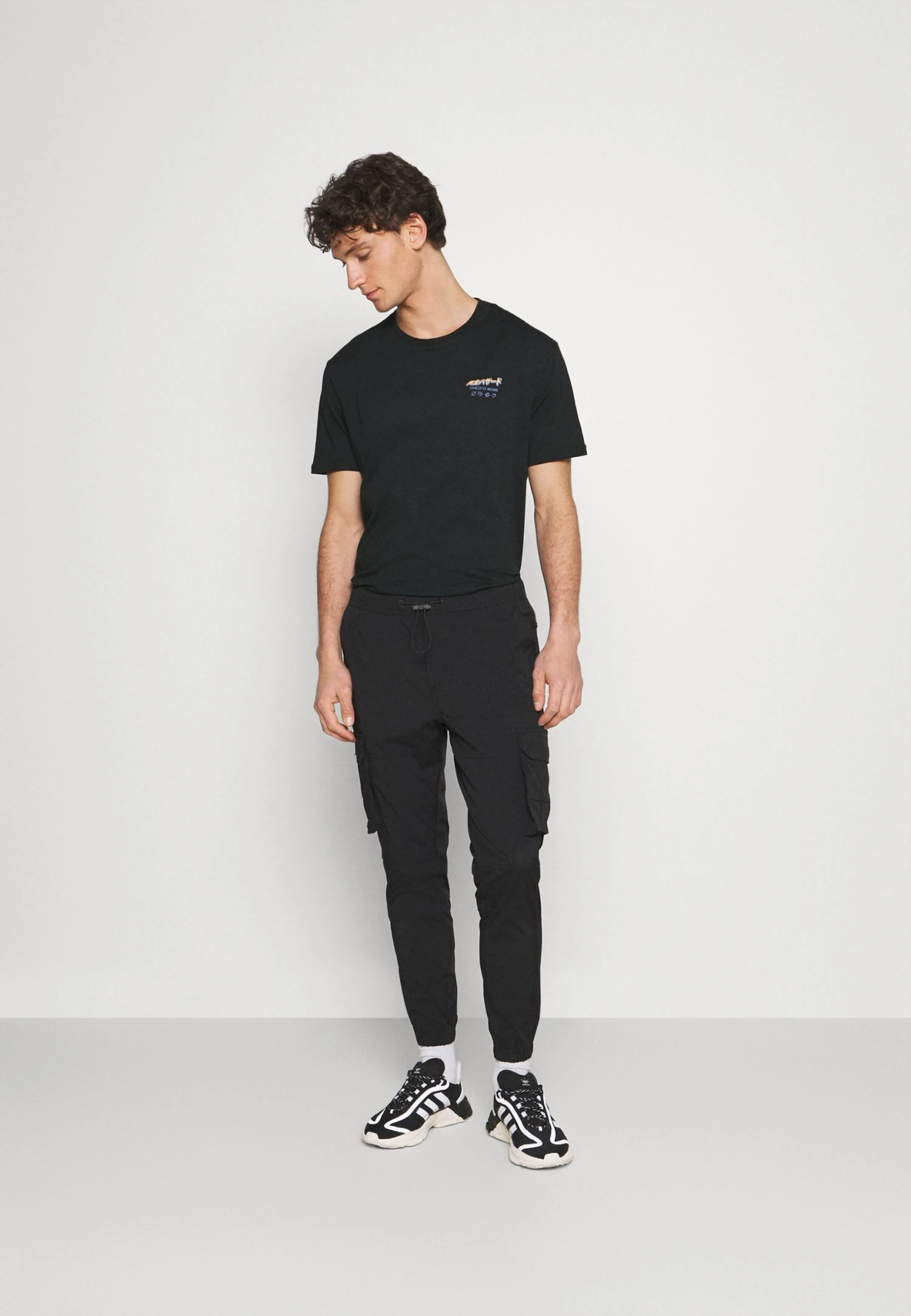 YOURTURN UNISEX - T-shirt imprimé Prix Acceptable t shirt Col rond all 4 YOURTURN UNISEX - T-shirt imprimé Prix Acceptable t shirt Col rond all – Image 2