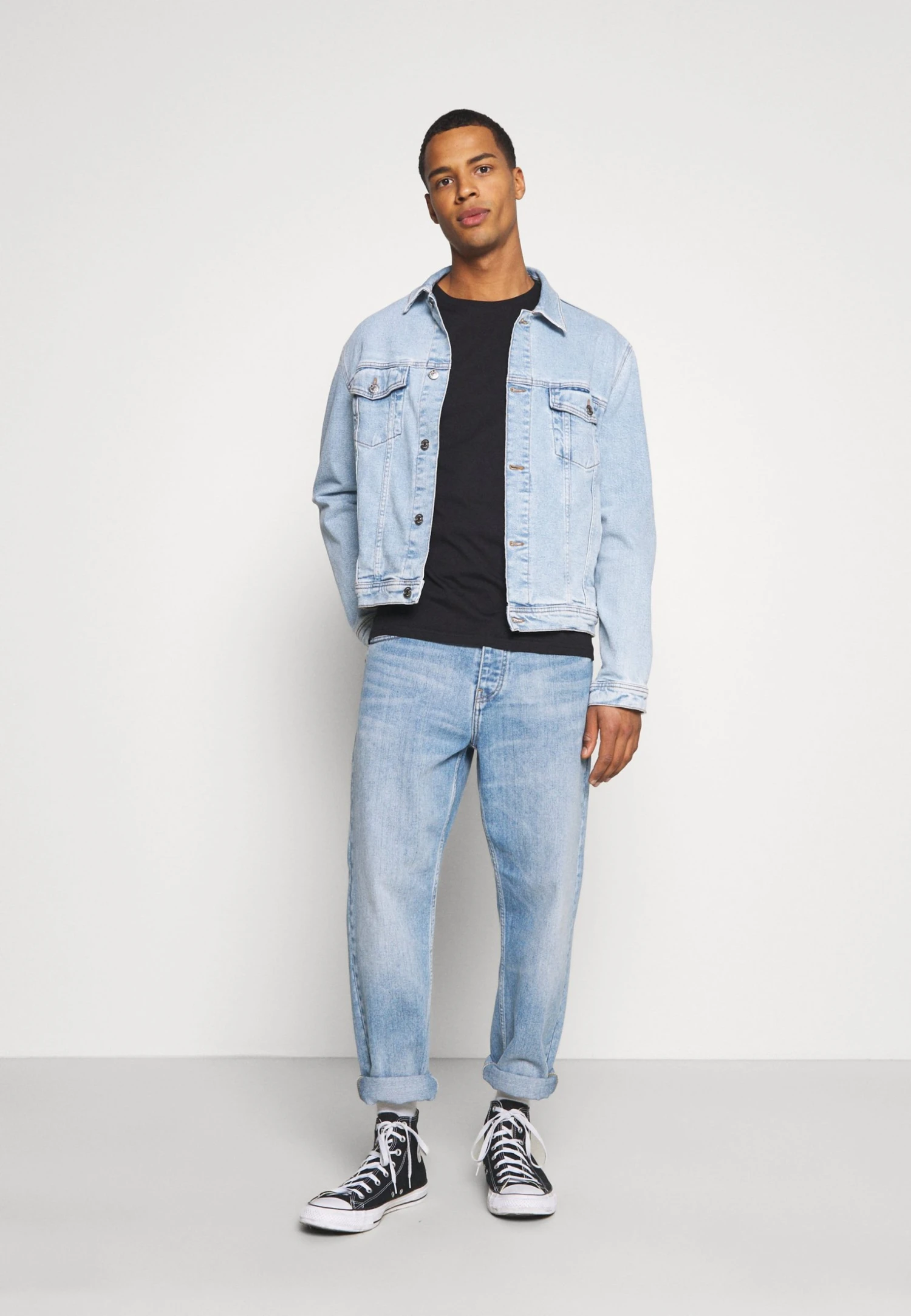 YOURTURN UNISEX - T-shirt imprimé Prix Équitable t shirt Col rond all 4 YOURTURN UNISEX - T-shirt imprimé Prix Équitable t shirt Col rond all – Image 2