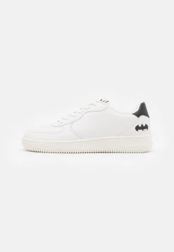 Prix Équitable YOURTURN BATMAN UNISEX - Baskets basses sneaker Rond all 15 Prix Équitable YOURTURN BATMAN UNISEX - Baskets basses sneaker Rond all -YOURTURN Soldes 8f27144287344b0996cb64741c34049e 1