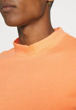 YOURTURN Prix Discount UNISEX - T-shirt basique t shirt Col rond all 16 YOURTURN Prix Discount UNISEX - T-shirt basique t shirt Col rond all -YOURTURN Soldes 936d1d2740a6463a91eda114dbebb151