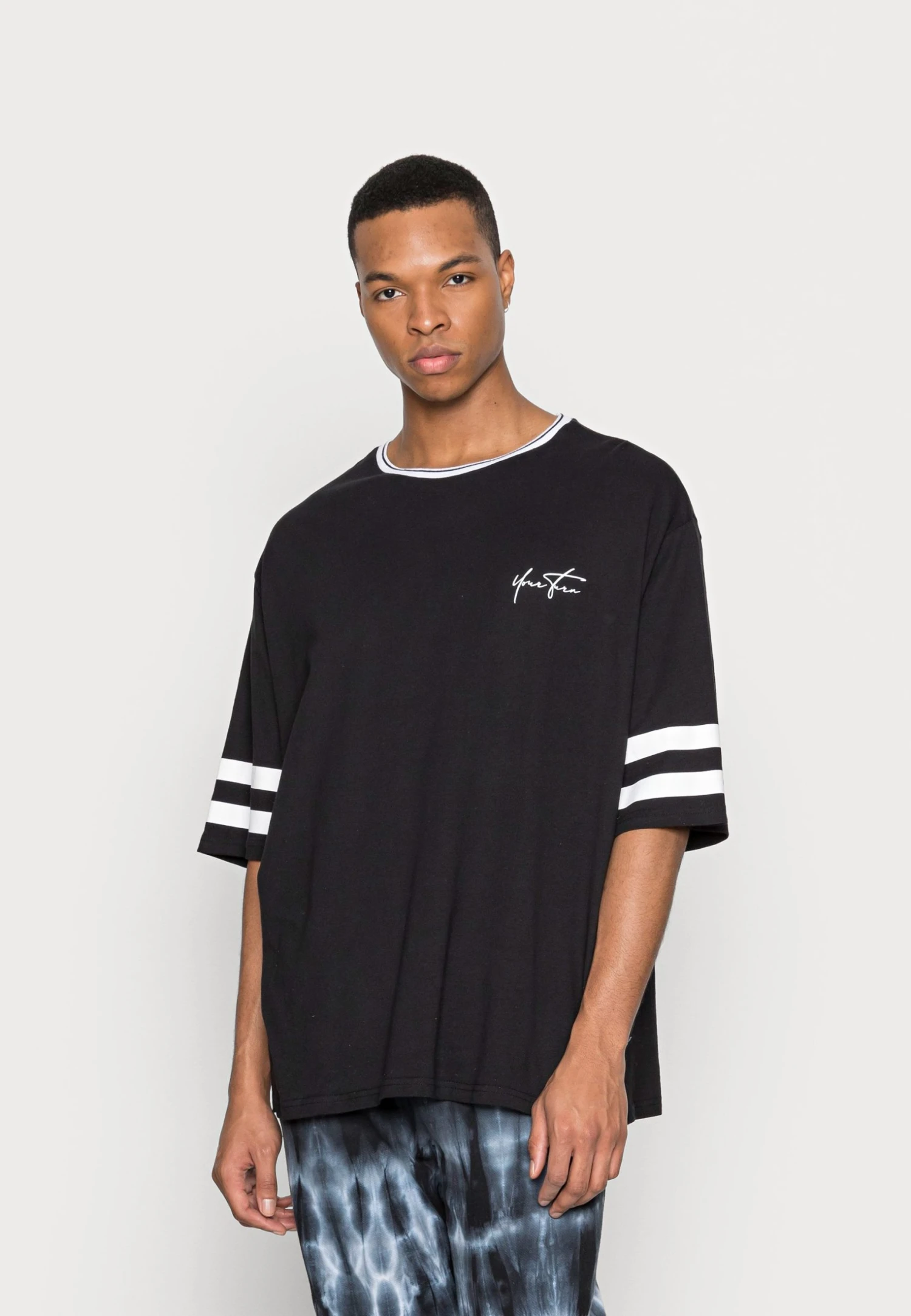 YOURTURN Soldes En Ligne BIG OLD SCHOOL - T-shirt imprimé t shirt Col rond all 3 YOURTURN Soldes En Ligne BIG OLD SCHOOL - T-shirt imprimé t shirt Col rond all