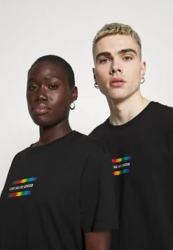 YOURTURN PRIDE UNISEX - T-shirt imprimé Rabais t shirt Col rond all 11 YOURTURN PRIDE UNISEX - T-shirt imprimé Rabais t shirt Col rond all -YOURTURN Soldes 9b6c48f8d78944bebbe2edc2e43ecf87
