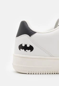 YOURTURN Prix Légers BATMAN UNISEX - Baskets basses sneaker Rond all 14 YOURTURN Prix Légers BATMAN UNISEX - Baskets basses sneaker Rond all -YOURTURN Soldes 9d2e86cc19ba484bb43562e56a754bf8