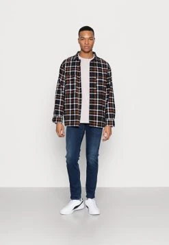 YOURTURN 5 PACK - T-shirt à manches longues Prix d’Amis t shirt Col rond all