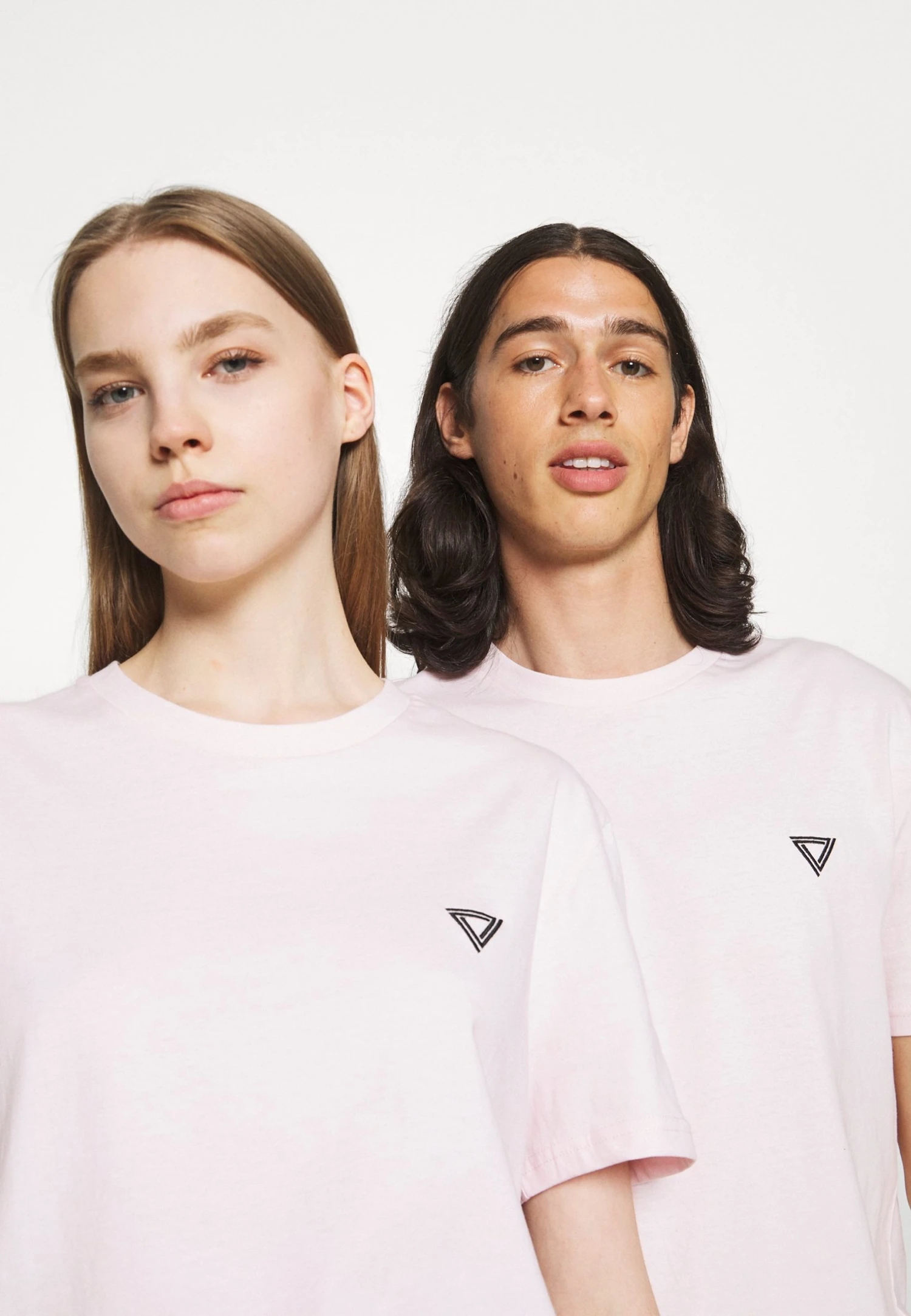 YOURTURN Prix Dégriffé UNISEX - T-shirt basique t shirt Col rond all 6 YOURTURN Prix Dégriffé UNISEX - T-shirt basique t shirt Col rond all – Image 4