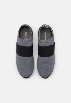 YOURTURN Prix Favorable UNISEX - Baskets basses low shoe Rond all -YOURTURN Soldes bf656c82e22b49cca0fc8bb12b38301d