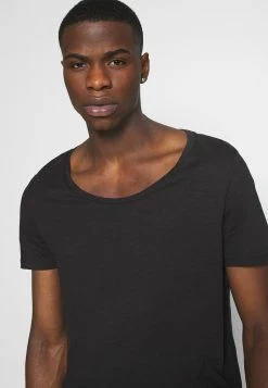 YOURTURN UNISEX - T-shirt basique Prix Discount t shirt Col rond all 13 YOURTURN UNISEX - T-shirt basique Prix Discount t shirt Col rond all -YOURTURN Soldes c56f9d9926bd454aa79ee669332cbe09