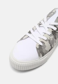 YOURTURN UNISEX - Baskets basses Qualité Garantie sneaker Rond all -YOURTURN Soldes ca11995a9b1b45deab7b378518ebdd7e