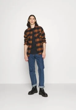 Prix Gelé YOURTURN 2 PACK UNISEX - T-shirt basique t shirt Col rond all