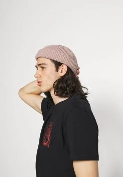 YOURTURN Prix Gelé T-shirt imprimé t shirt Col rond all 12 YOURTURN Prix Gelé T-shirt imprimé t shirt Col rond all -YOURTURN Soldes d2062be7714642d58b622b81038c0bb1