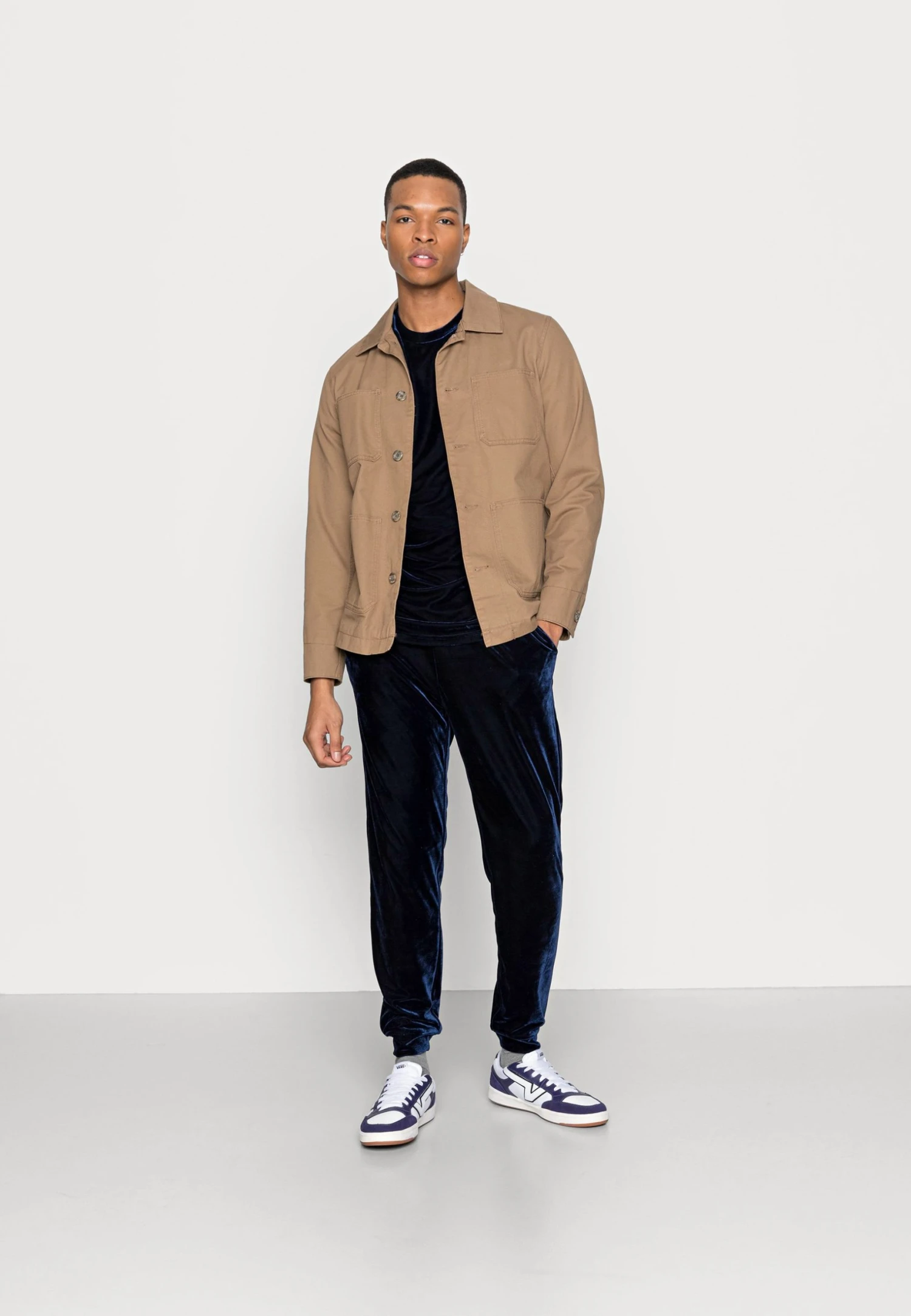 Soldes En Ligne YOURTURN VELVET UNISEX - T-shirt basique t shirt Col rond all 4 Soldes En Ligne YOURTURN VELVET UNISEX - T-shirt basique t shirt Col rond all â Image 2