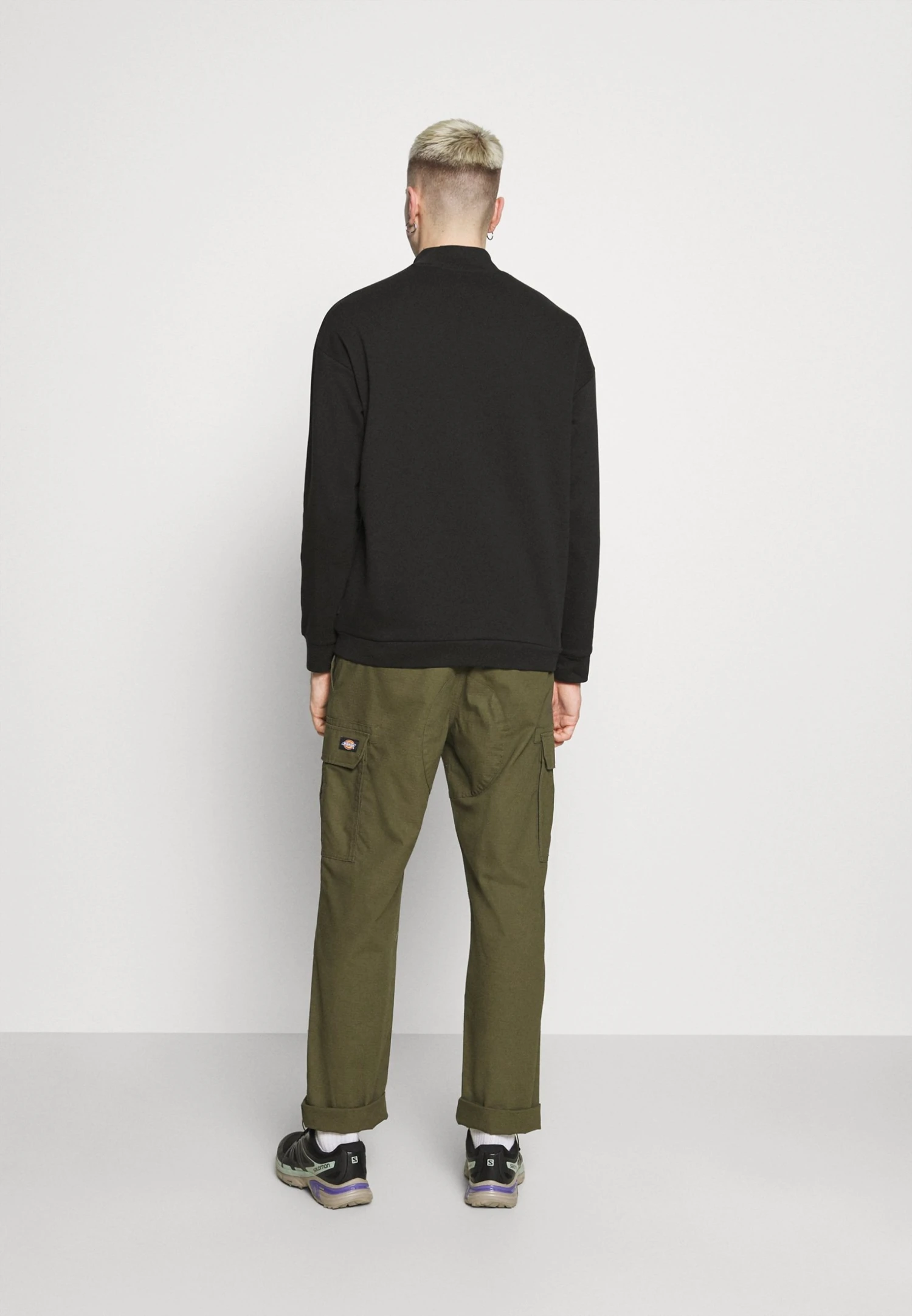 YOURTURN UNISEX - Sweatshirt Prix Dynamité pullover Col officier all 5 YOURTURN UNISEX - Sweatshirt Prix Dynamité pullover Col officier all – Image 3