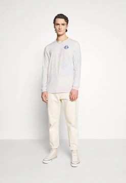 Prix Raisonnable YOURTURN UNISEX - T-shirt à manches longues t shirt Col rond all 11 Prix Raisonnable YOURTURN UNISEX - T-shirt à manches longues t shirt Col rond all -YOURTURN Soldes e1766557768f48b9a7a4822a6cf98f29