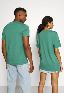 Prix Refroidis YOURTURN UNISEX - T-shirt imprimé t shirt Col rond all -YOURTURN Soldes e4c3a65bdfdd4de6b45e07e4f58a92ef