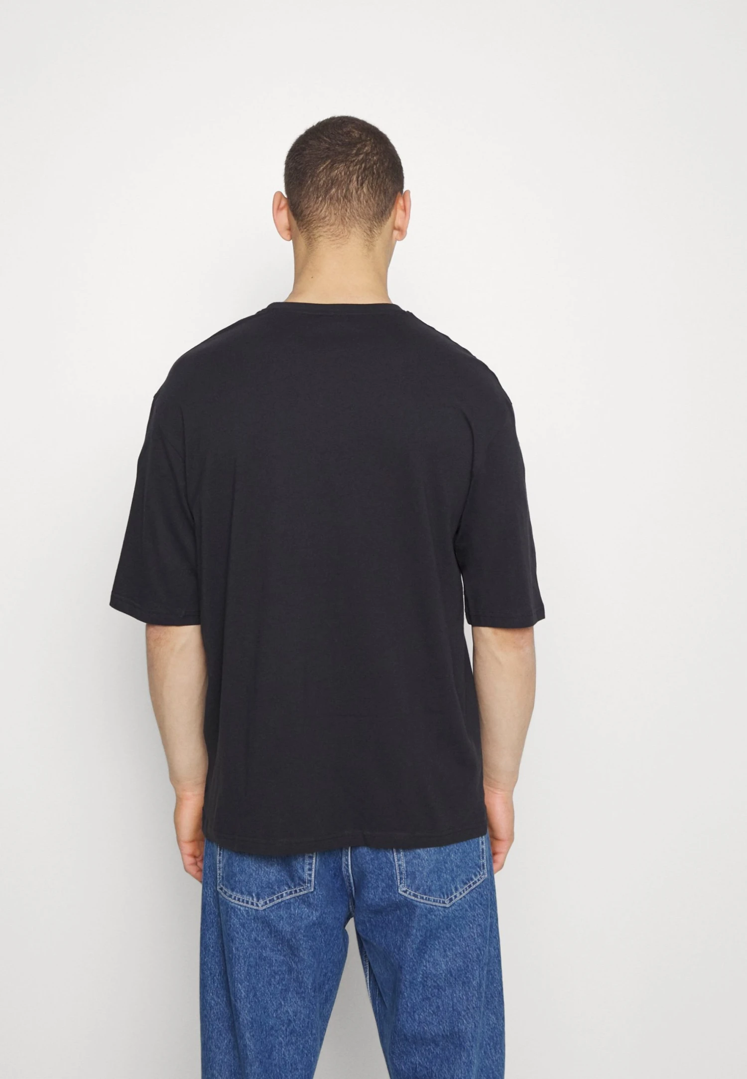 YOURTURN Meilleur Prix Garanti UNISEX ICE CUBE TEE - T-shirt imprimé t shirt Col rond all 5 YOURTURN Meilleur Prix Garanti UNISEX ICE CUBE TEE - T-shirt imprimé t shirt Col rond all – Image 3